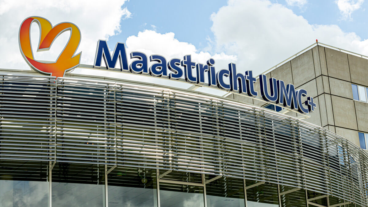 maastricht university thesis internship